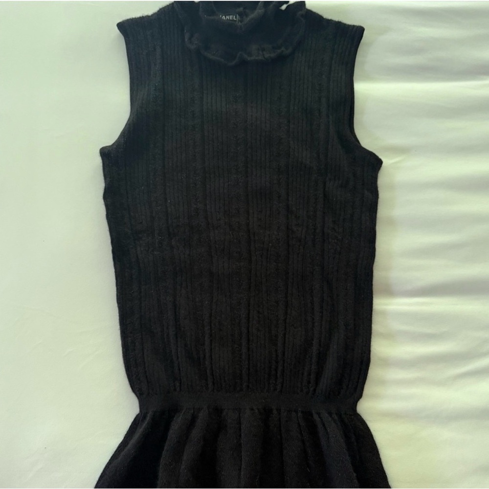Authentic CHANEL Black Sleeveless Sweater